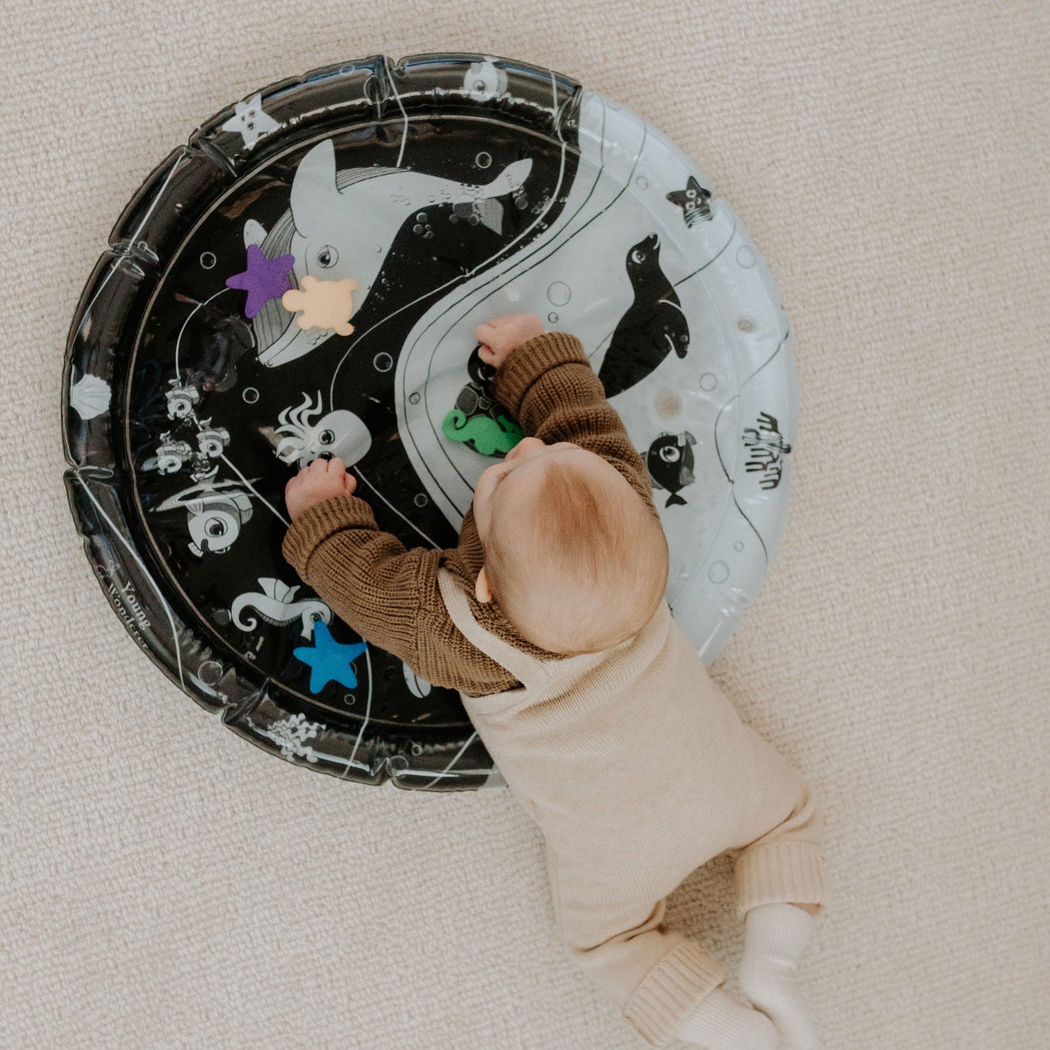 sensory high contrast black and white tummy time water mat